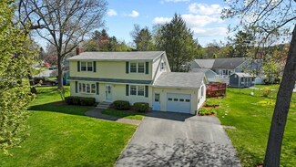 36 Cedar St, Hudson, NH 03051