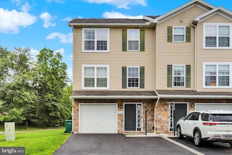 3598 Pinecrest Ct, Fayetteville, PA 17222