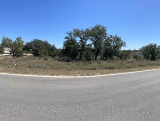 401 Spicewood Trails Dr, Spicewood, TX 78669