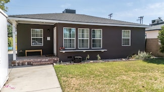 3115 San Emidio St, Bakersfield, CA 93304