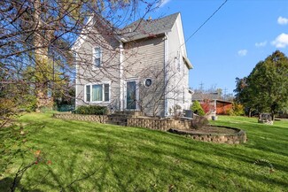 5N638 Hanson Rd, Saint Charles, IL 60175