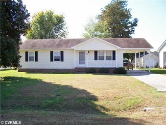 515 Ware Ave, Tappahannock, VA 22560