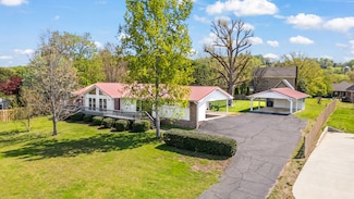 910 Greenview Dr, Fayetteville, TN 37334