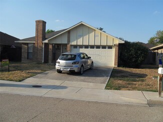 1753 Castille Dr, Carrollton, TX 75007