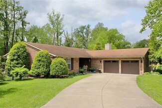 1112 Creekview Cir, New Albany, IN 47150