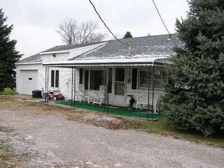 204 Elm St, Stryker, OH 43557