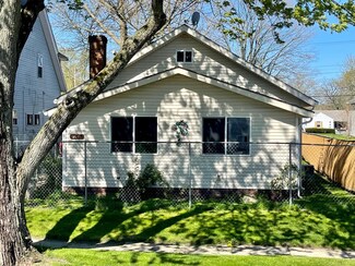 1205 College St, South Bend, IN 46628