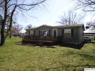 206 W Lincoln St, Mount Sterling, IL 62353
