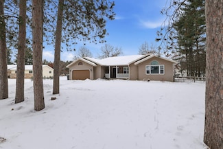 2050 Aspen Ln, Plover, WI 54467