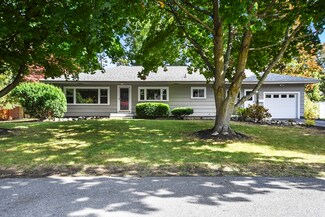 4 Bowdoin Rd, Andover, MA 01810