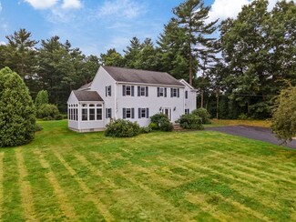 5 Town Line Cir, Bridgewater, MA 02324