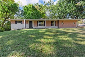 48 Green Acres Rd, Saint Louis, MO 63137