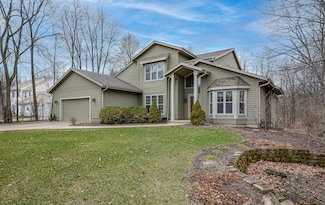 W193S7927 Ancient Oaks Dr, Muskego, WI 53150