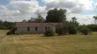 9270 E State Road 120, Howe, IN 46746