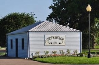 484 Pony Trail, Angleton, TX 77515