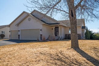 15921 Vale St NW, Andover, MN 55304