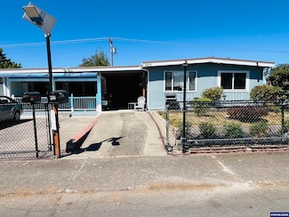 2971 Surfwood (-2973) Dr NE, Salem, OR 97305