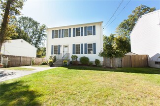 60 Standring St, Cumberland, RI 02864