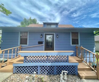 106 S Jeffreys St, Pleasant Hill, MO 64080