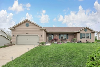 365 Golfview Dr, Chillicothe, OH 45601