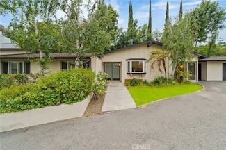 4901 Amigo Ave, Tarzana, CA 91356
