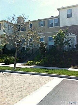 40 Fringe Tree, Irvine, CA 92606