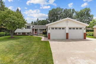 1525 E John St, Appleton, WI 54915