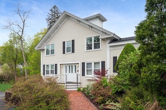 19 W Main St Unit 8, Merrimac, MA 01860