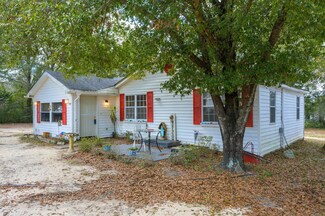 292 Holland St, Crestview, FL 32536