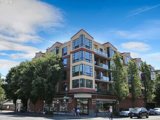 1620 NE Broadway St Unit 346, Portland, OR 97232
