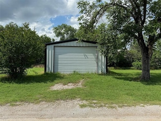 124 S 6th St, Ringling, OK 73456
