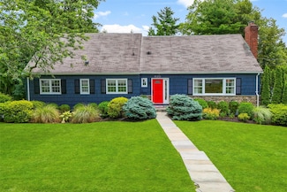 920 Protano Ln, Mamaroneck, NY 10543