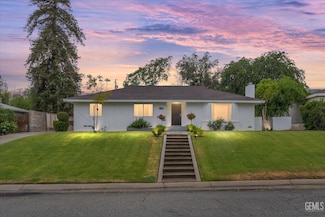 1704 Camino Primavera, Bakersfield, CA 93306
