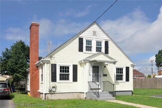 105 Caporal St, Cranston, RI 02910