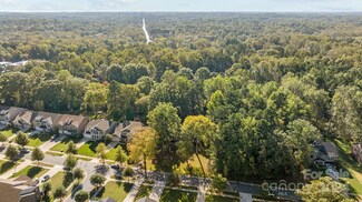 215 Smithfield Dr, Charlotte, NC 28270