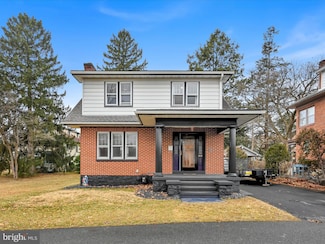 32 Keppel Ave, Reading, PA 19609