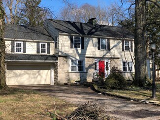 2460 Berwick Blvd, Columbus, OH 43209