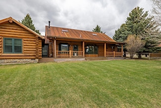 17 Talon Dr, Cody, WY 82414