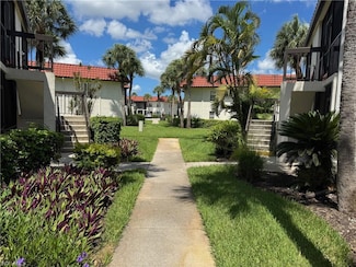 4315 27th Ct SW Unit 203, Naples, FL 34116