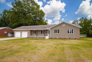 209 Indianhead Dr, Sherwood, AR 72120