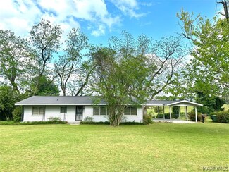 3827 Andrews Ave, Ozark, AL 36360