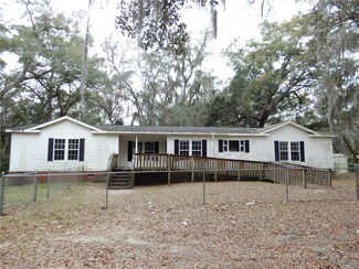 1109 Miller Ln, Darien, GA 31305