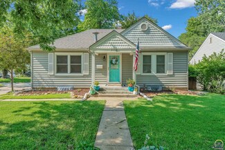 3138 SW Dorr St, Topeka, KS 66604