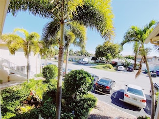 2131 NE 41st St Unit 202, Lighthouse Point, FL 33064