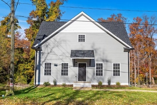 309 Ivanhoe Ave, Waynesboro, VA 22980