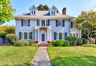 49 Yale St, Winchester, MA 01890