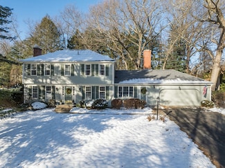 132 Coventry Ln, Longmeadow, MA 01106