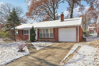 1003 Laval Dr, Saint Louis, MO 63132