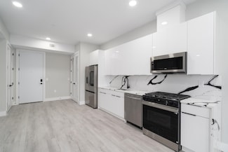 187 Culver Ave Unit 411, Jersey City, NJ 07305
