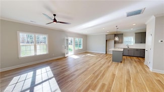 3043 Loch Dr, Winston-Salem, NC 27106